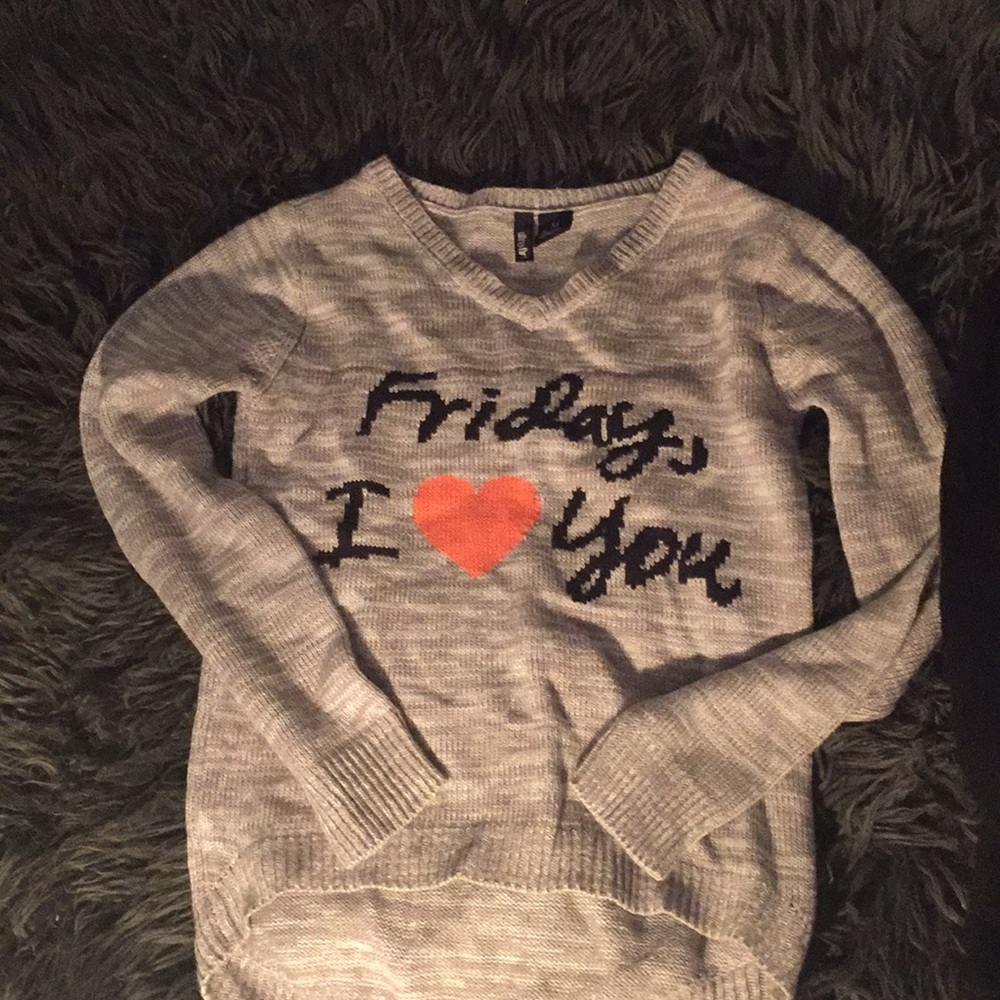 Sweaters - Picture 3 of 5